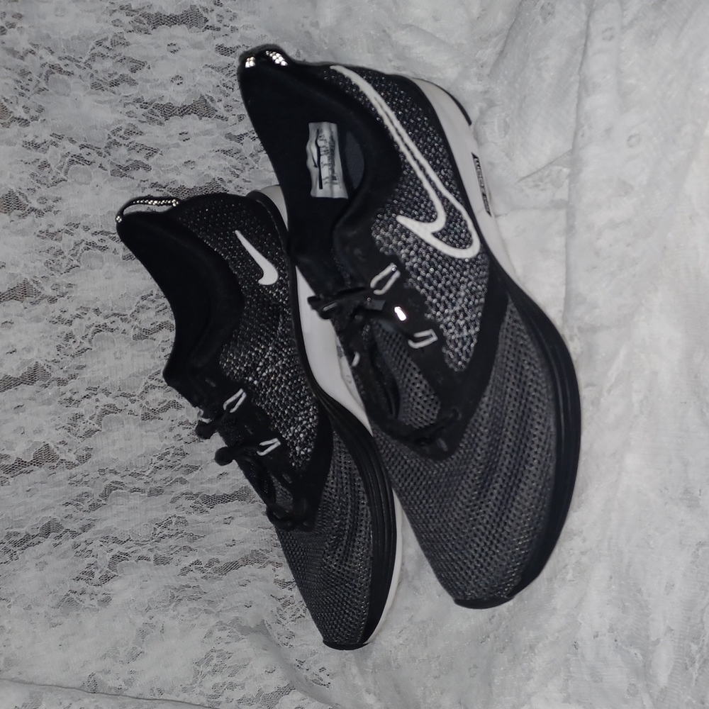 Shose